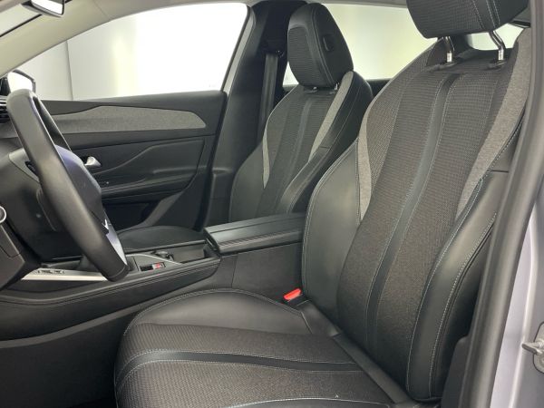 peugeot-308-sw-2023-gasolina-1199cc