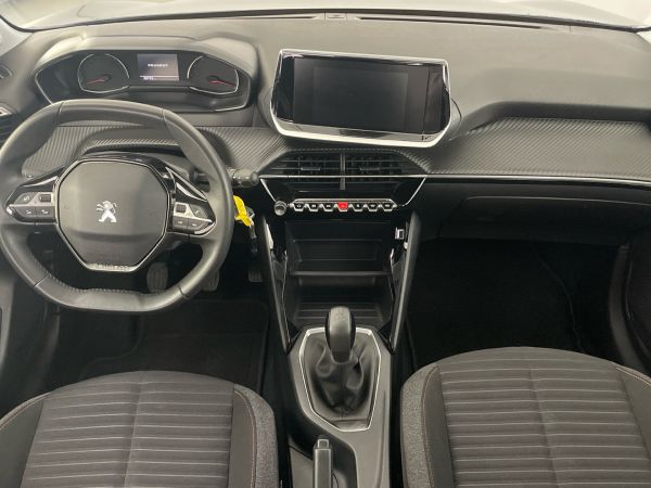 peugeot-208-2023-gasolina-1199cc