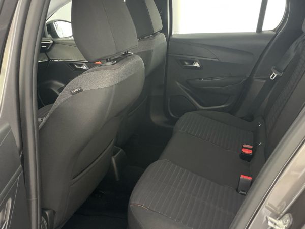 peugeot-208-2023-gasolina-1199cc