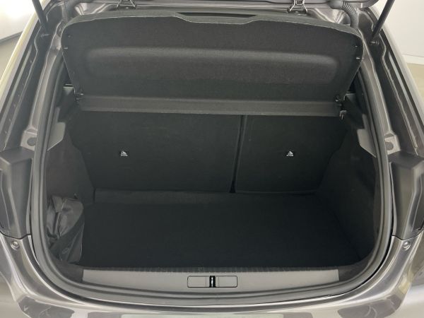 peugeot-208-2023-gasolina-1199cc