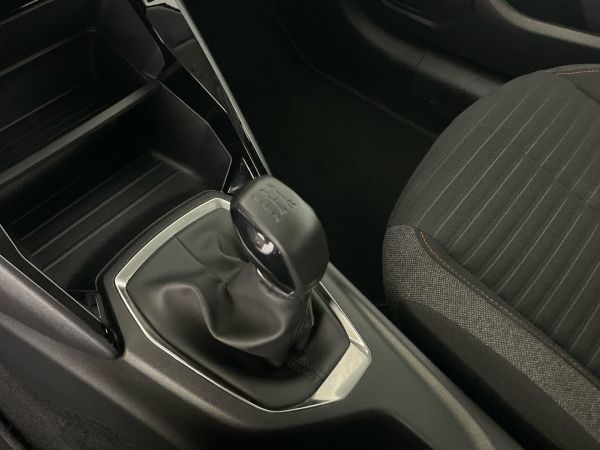 peugeot-208-2023-gasolina-1199cc