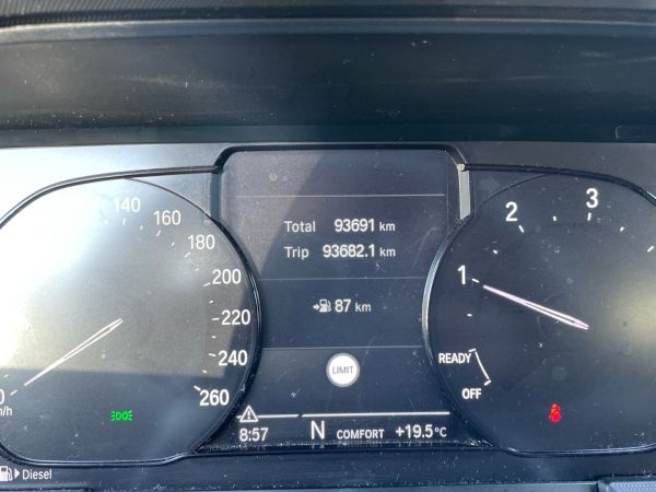 bmw-serie-1-2021-diesel-1496cc