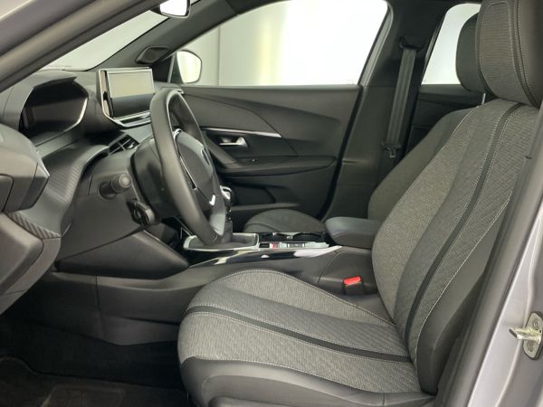 peugeot-2008-2024-gasolina-1199cc