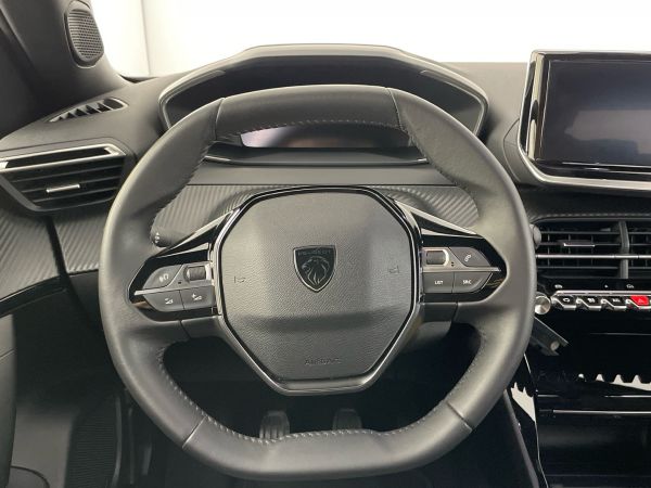 peugeot-2008-2024-gasolina-1199cc