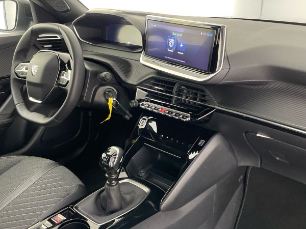 peugeot-2008-2024-gasolina-1199cc