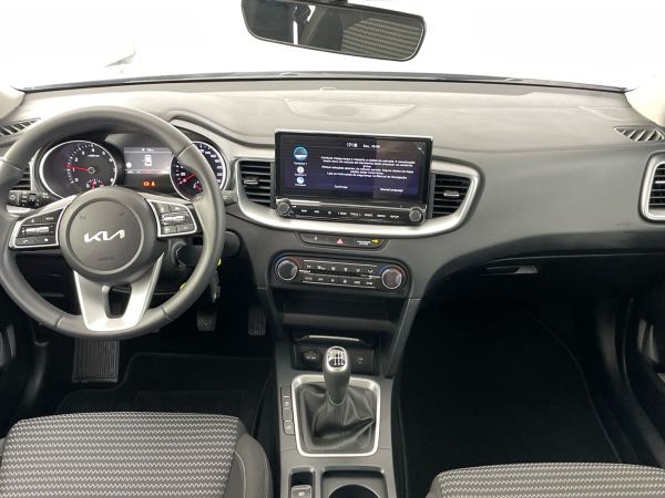 kia-xceed-2024-gasolina-998cc