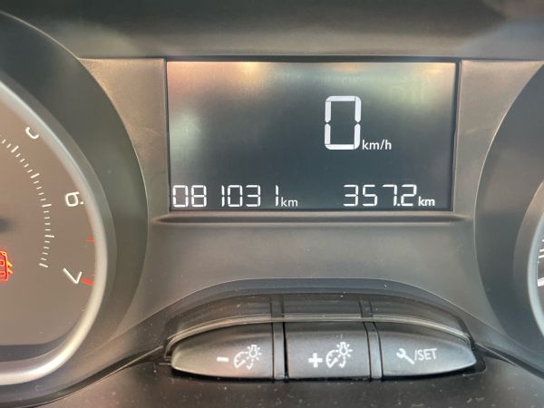 peugeot-2008-2016-gasolina-1199cc