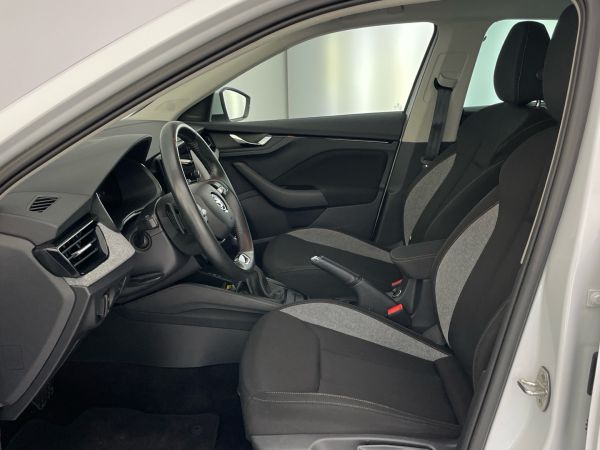 skoda-scala-2024-gasolina-999cc