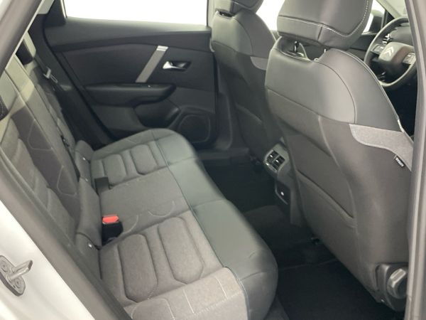 citroen-c4-2024-gasolina-1199cc