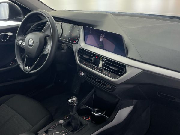 bmw-serie-1-2019-diesel-1496cc