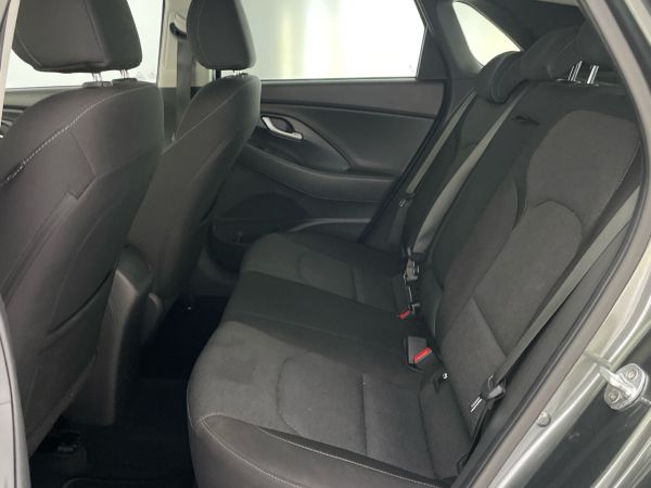 hyundai-i30-2022-gasolina-998cc