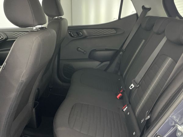 hyundai-i10-2023-gasolina-998cc