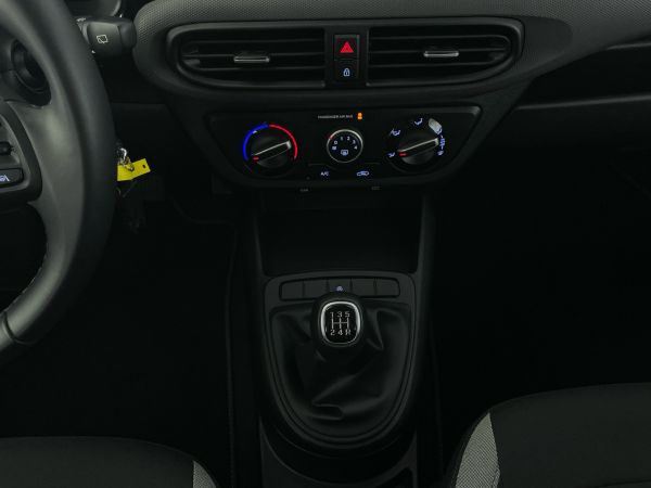 hyundai-i10-2023-gasolina-998cc