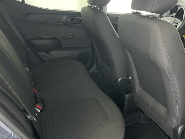 hyundai-i10-2023-gasolina-998cc