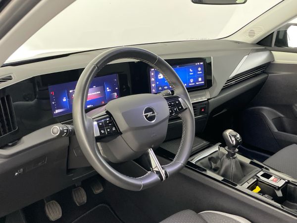 opel-astra-2023-gasolina-1199cc