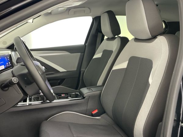 opel-astra-2023-gasolina-1199cc