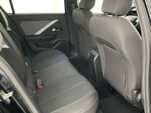 opel-astra-2023-gasolina-1199cc