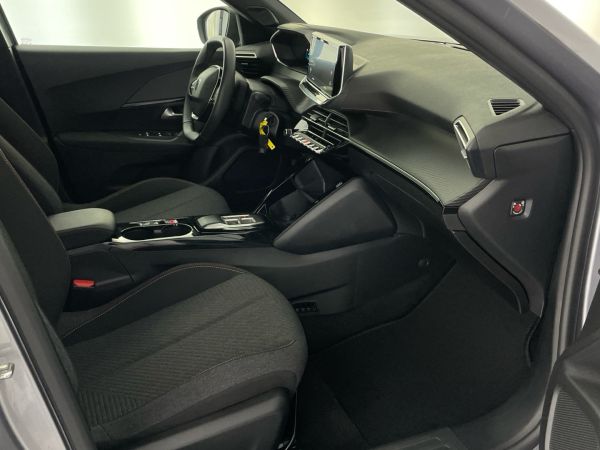 peugeot-2008-2025-eletrico-0cc