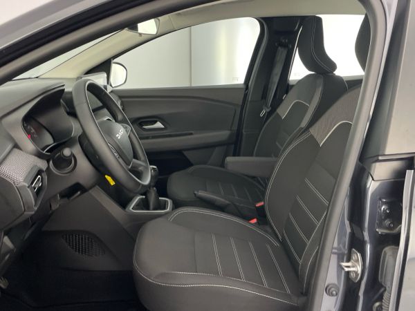 dacia-sandero-2023-gasolina-999cc