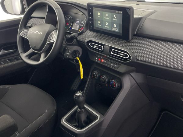 dacia-sandero-2023-gasolina-999cc