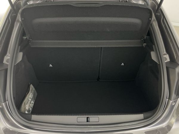 peugeot-208-2022-gasolina-1199cc