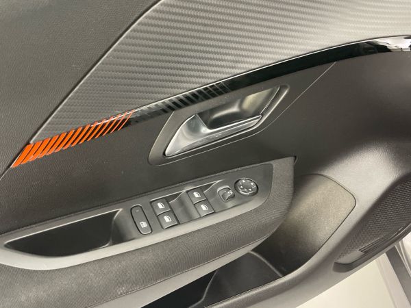 peugeot-208-2022-gasolina-1199cc