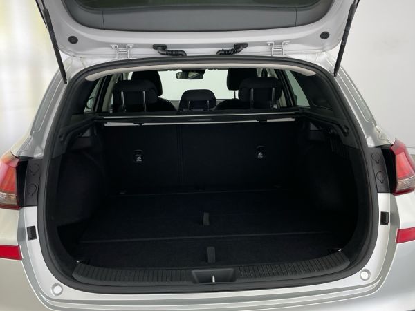 hyundai-i30-2021-gasolina-998cc