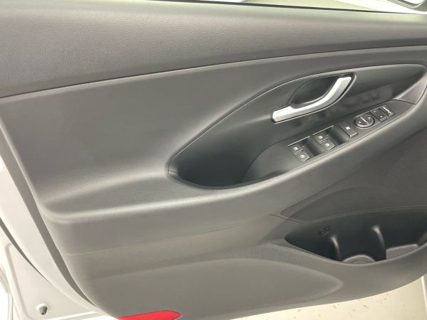 hyundai-i30-2021-gasolina-998cc