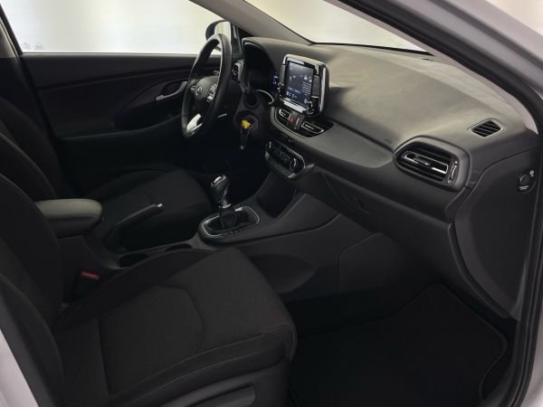 hyundai-i30-2021-gasolina-998cc