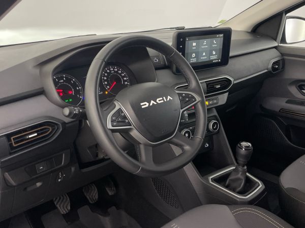 dacia-sandero-2024-gpl-999cc