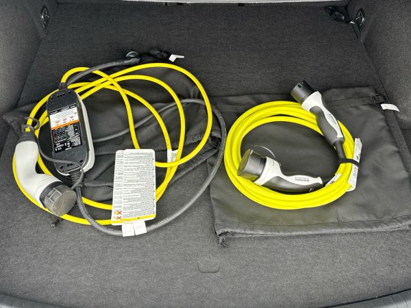 seat-leon-2025-hibrido-1498cc