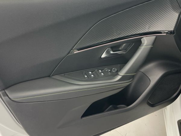 peugeot-2008-2021-gasolina-1199cc