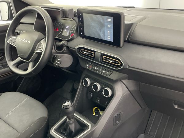 dacia-sandero-2024-gpl-999cc