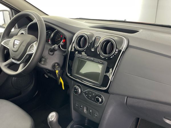 dacia-sandero-2020-gasolina-898cc