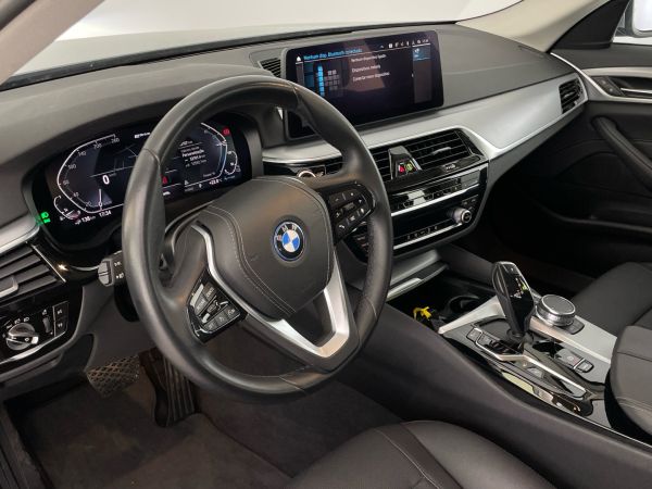 bmw-serie-5-2023-hibrido-1998cc