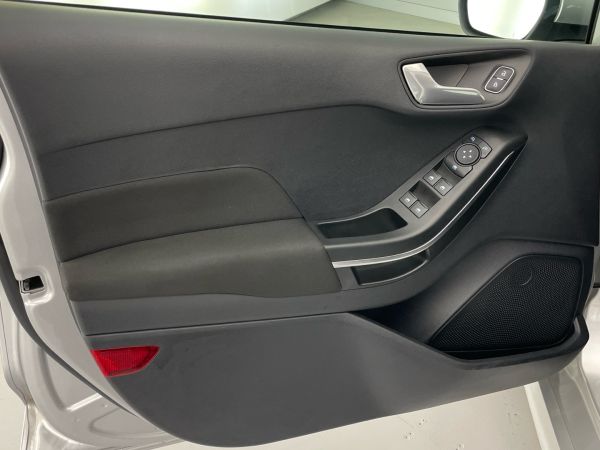 ford-fiesta-2022-gasolina-998cc