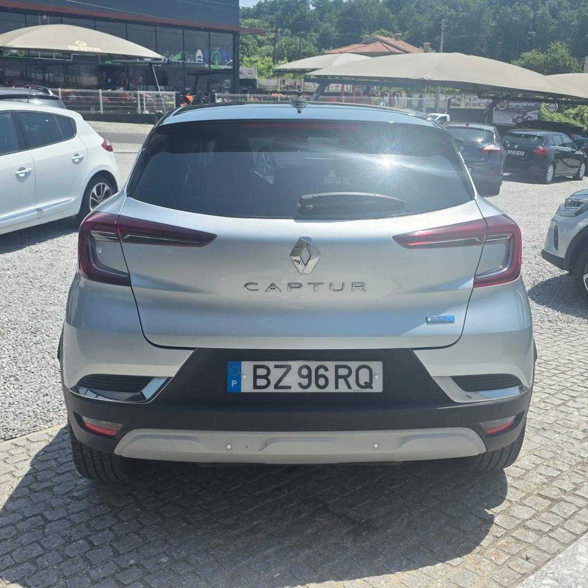 renault-captur-2021-hibrido-a-gasolina-1598cc