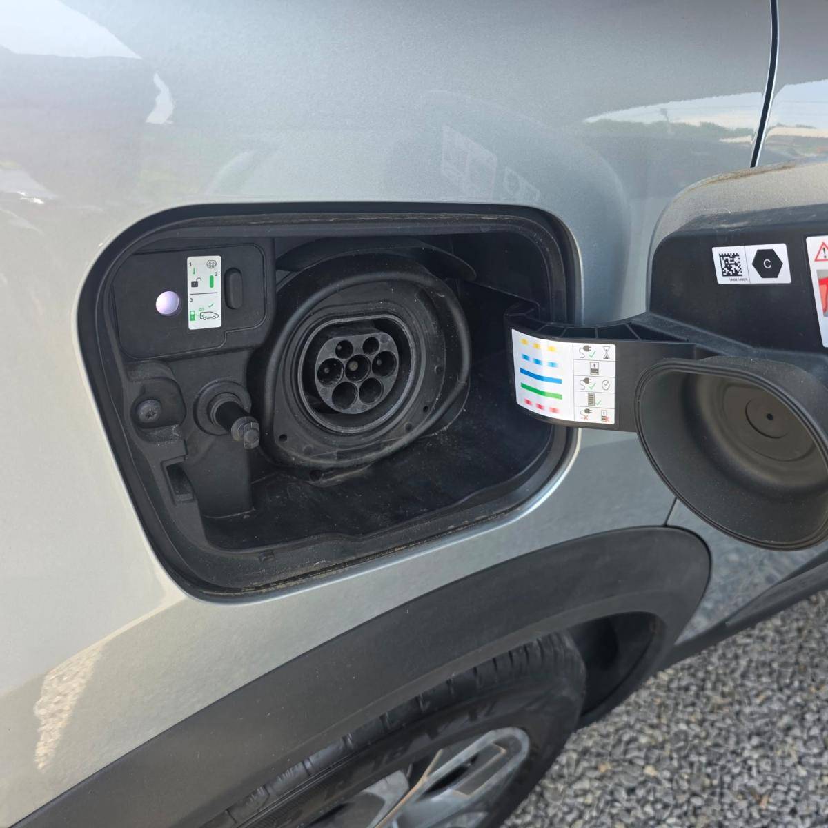 renault-captur-2021-hibrido-a-gasolina-1598cc