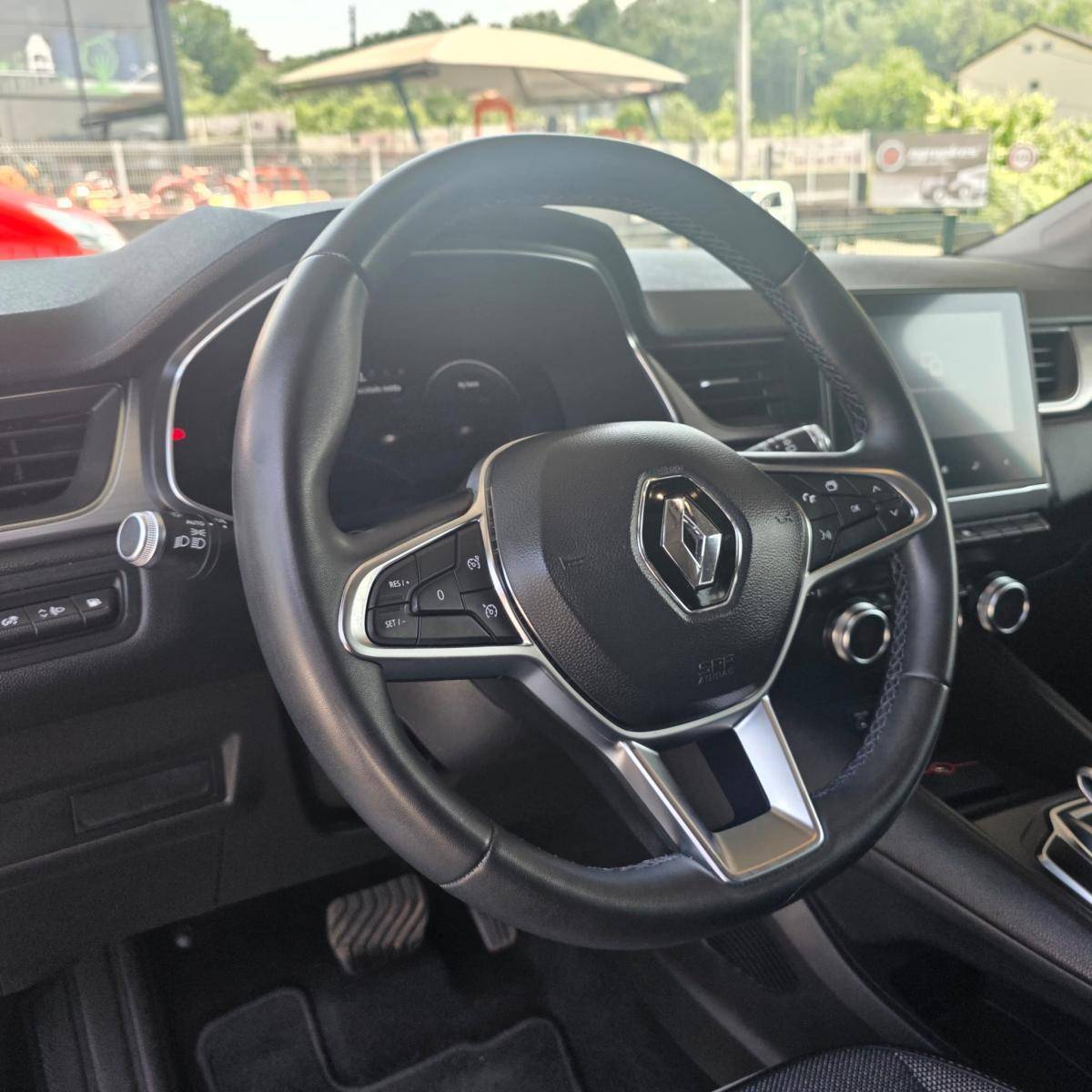 renault-captur-2021-hibrido-a-gasolina-1598cc