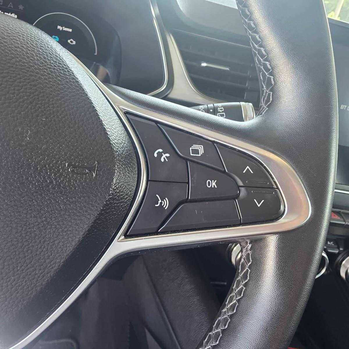 renault-captur-2021-hibrido-a-gasolina-1598cc