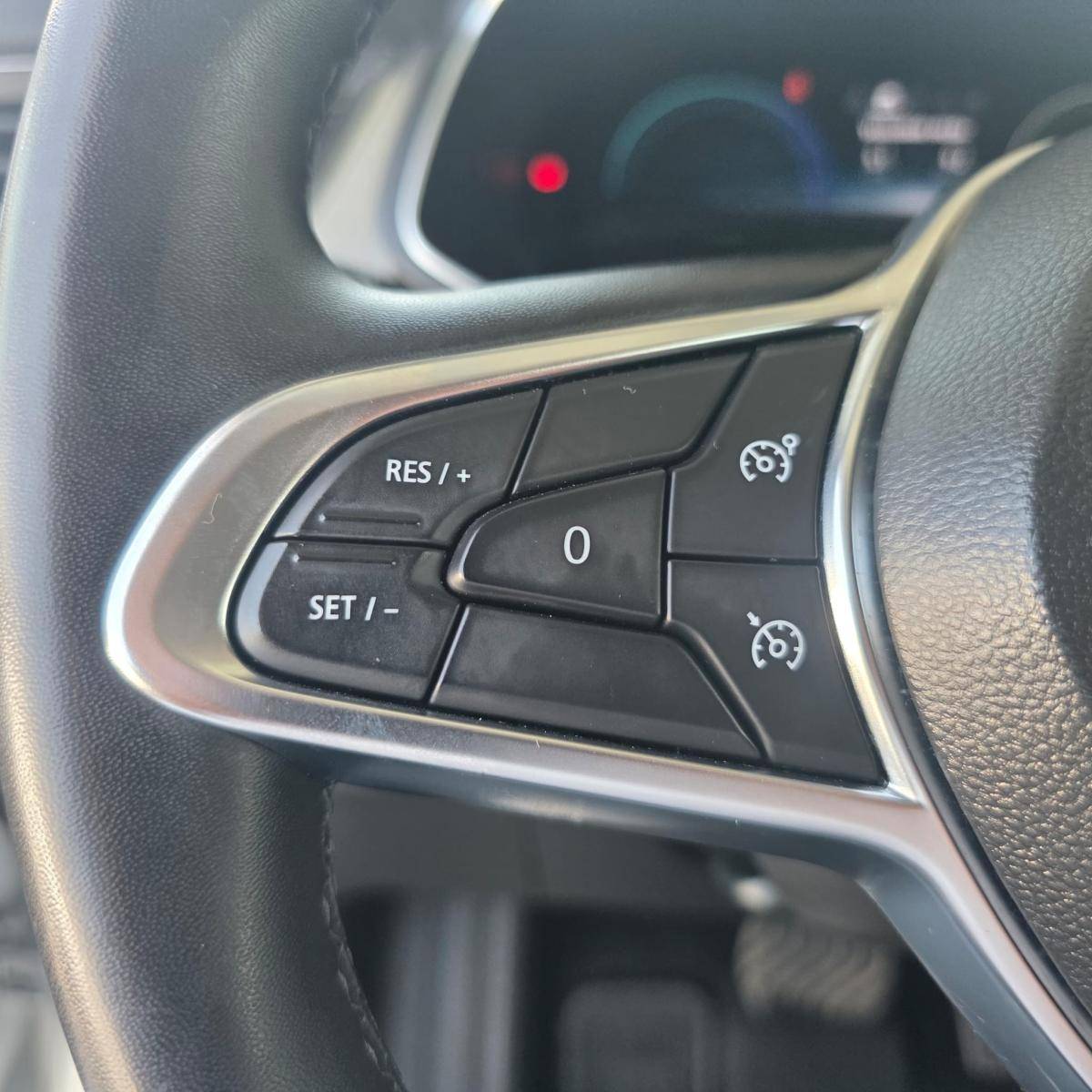 renault-captur-2021-hibrido-a-gasolina-1598cc