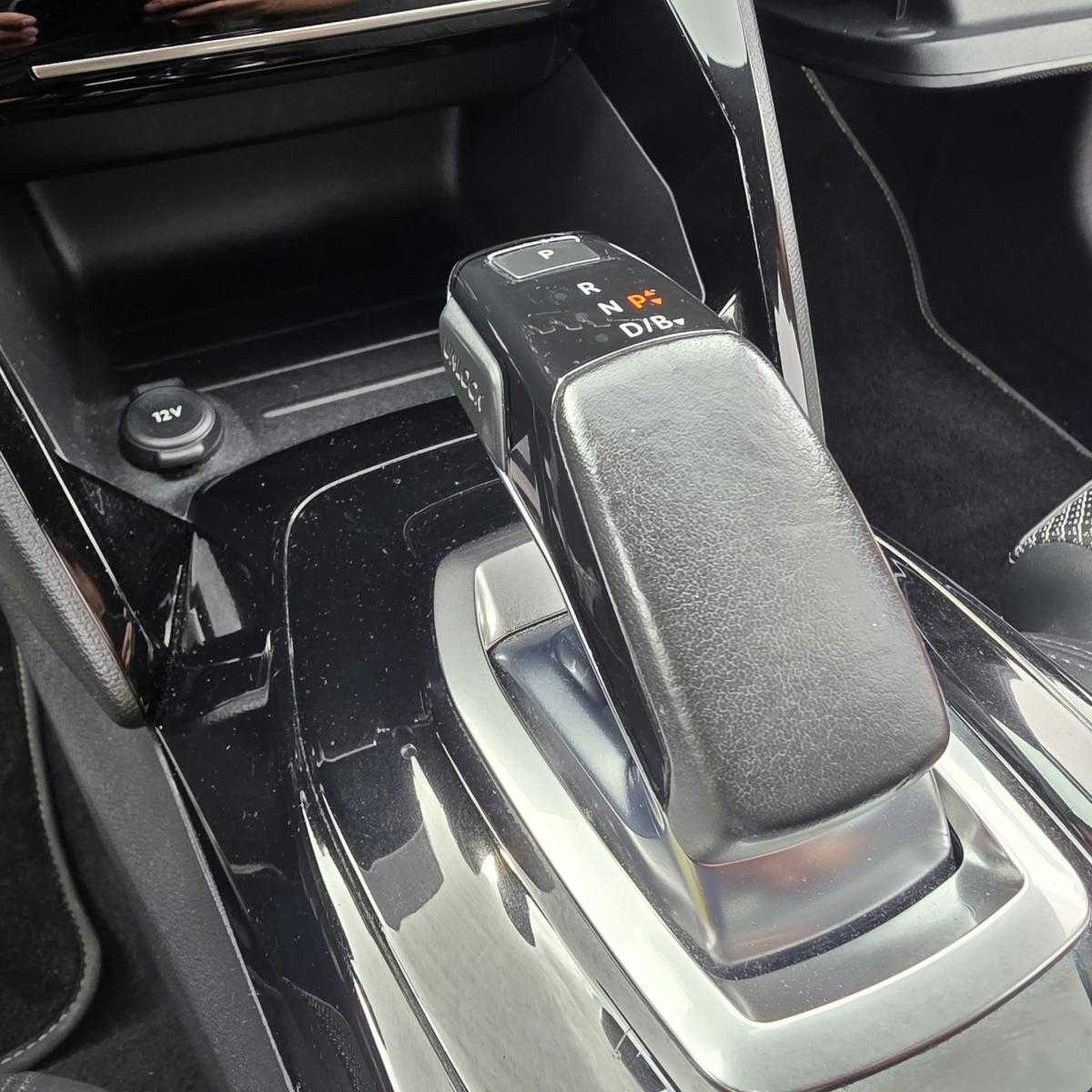 peugeot-208-2020-eletrico-0cc