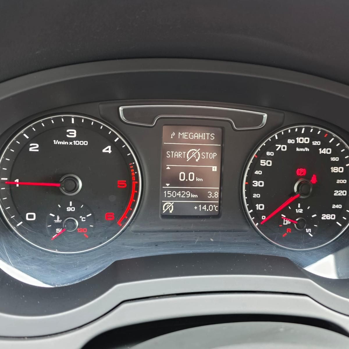 audi-q3-2016-diesel-1968cc