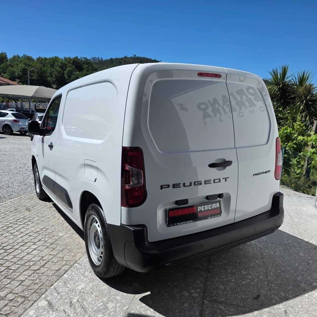 peugeot-partner-2025-diesel-1499cc