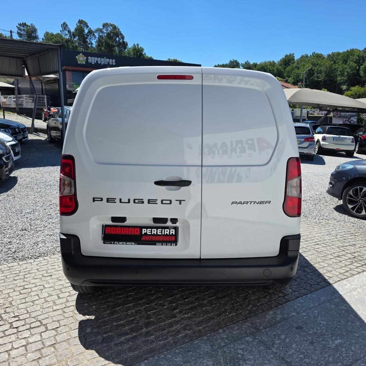 peugeot-partner-2025-diesel-1499cc