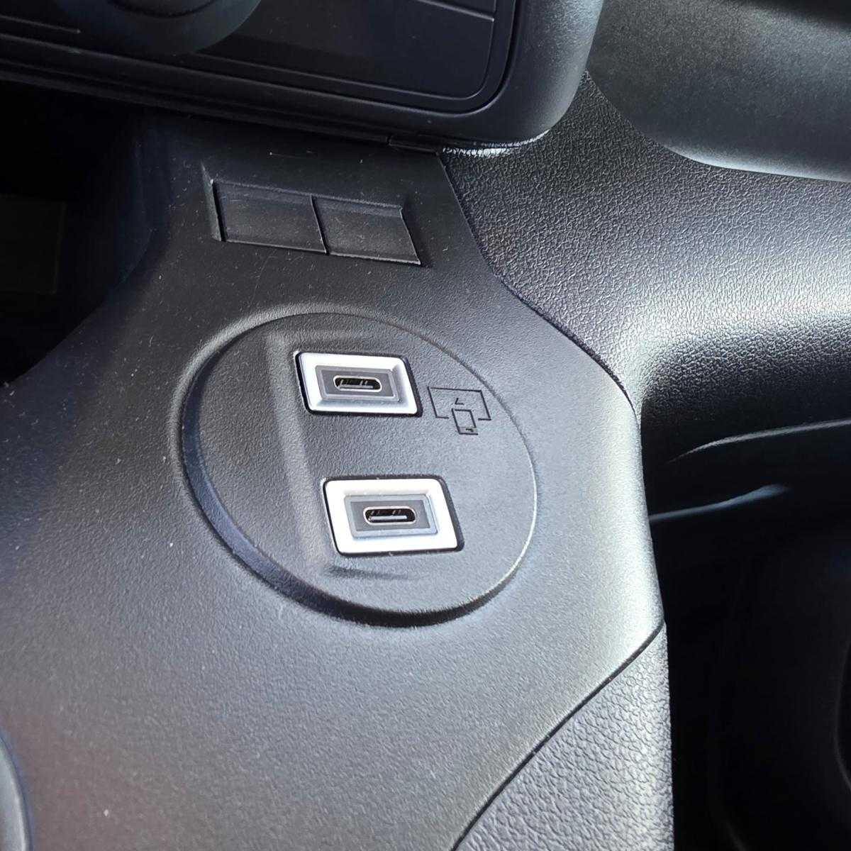 peugeot-partner-2025-diesel-1499cc