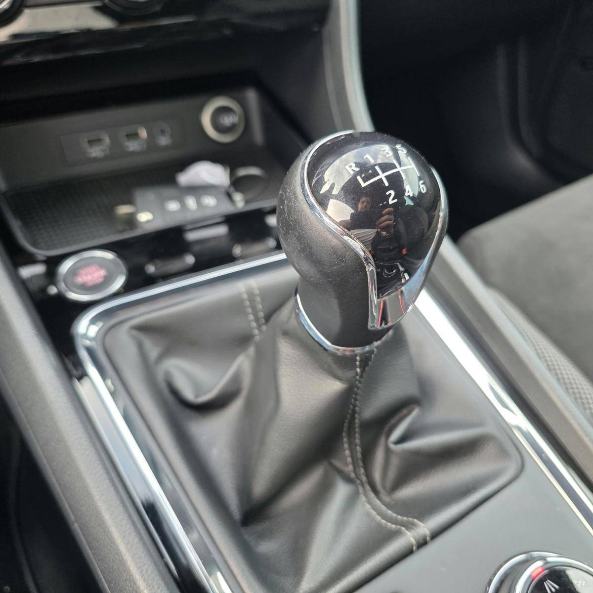 seat-ateca-2018-diesel-1598cc