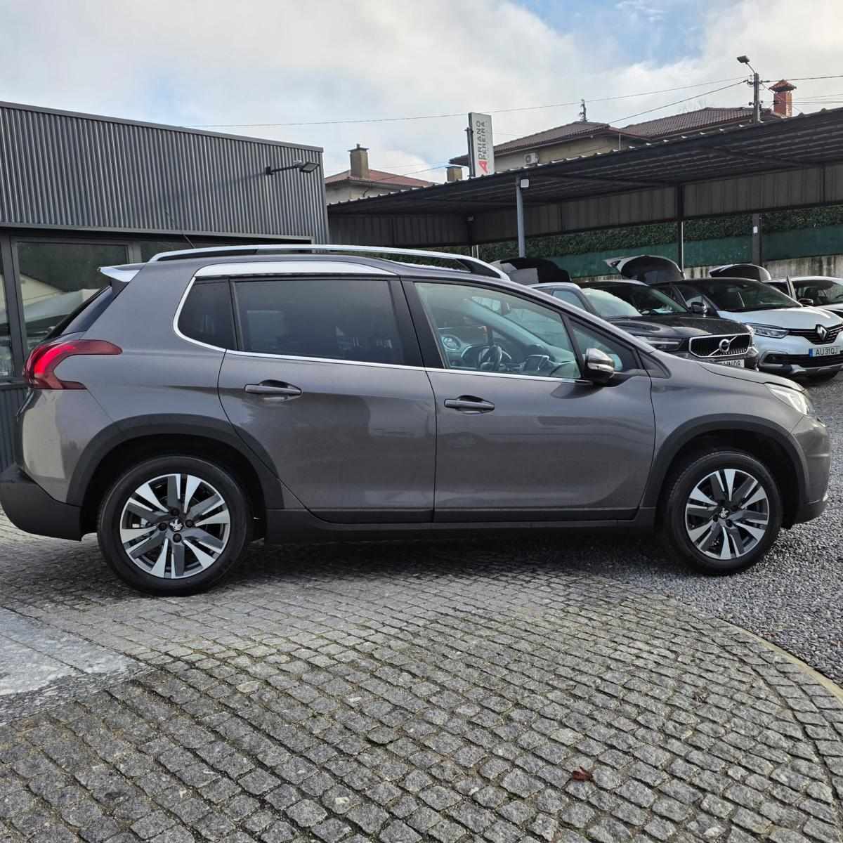 peugeot-2008-2016-gasolina-1199cc