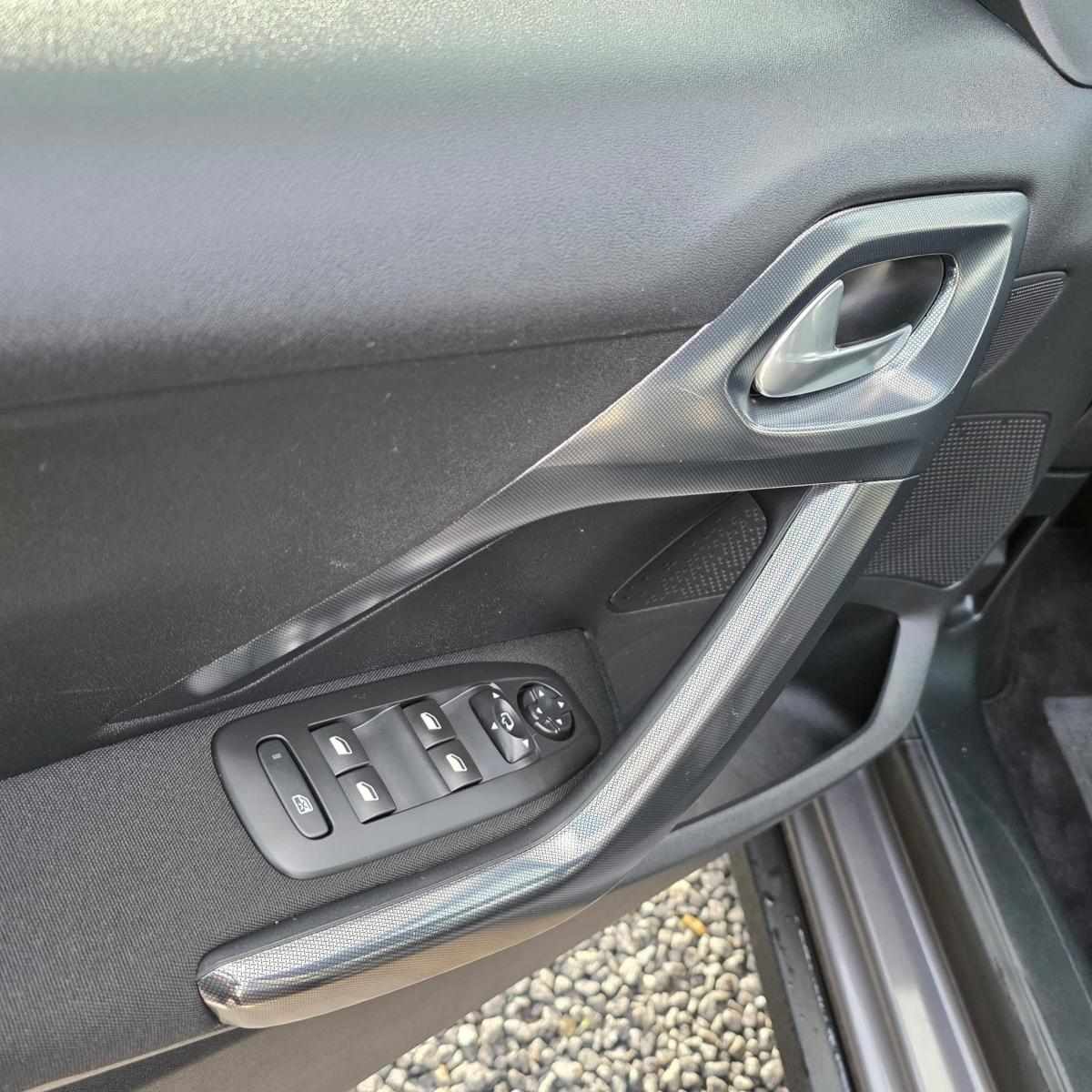 peugeot-2008-2016-gasolina-1199cc
