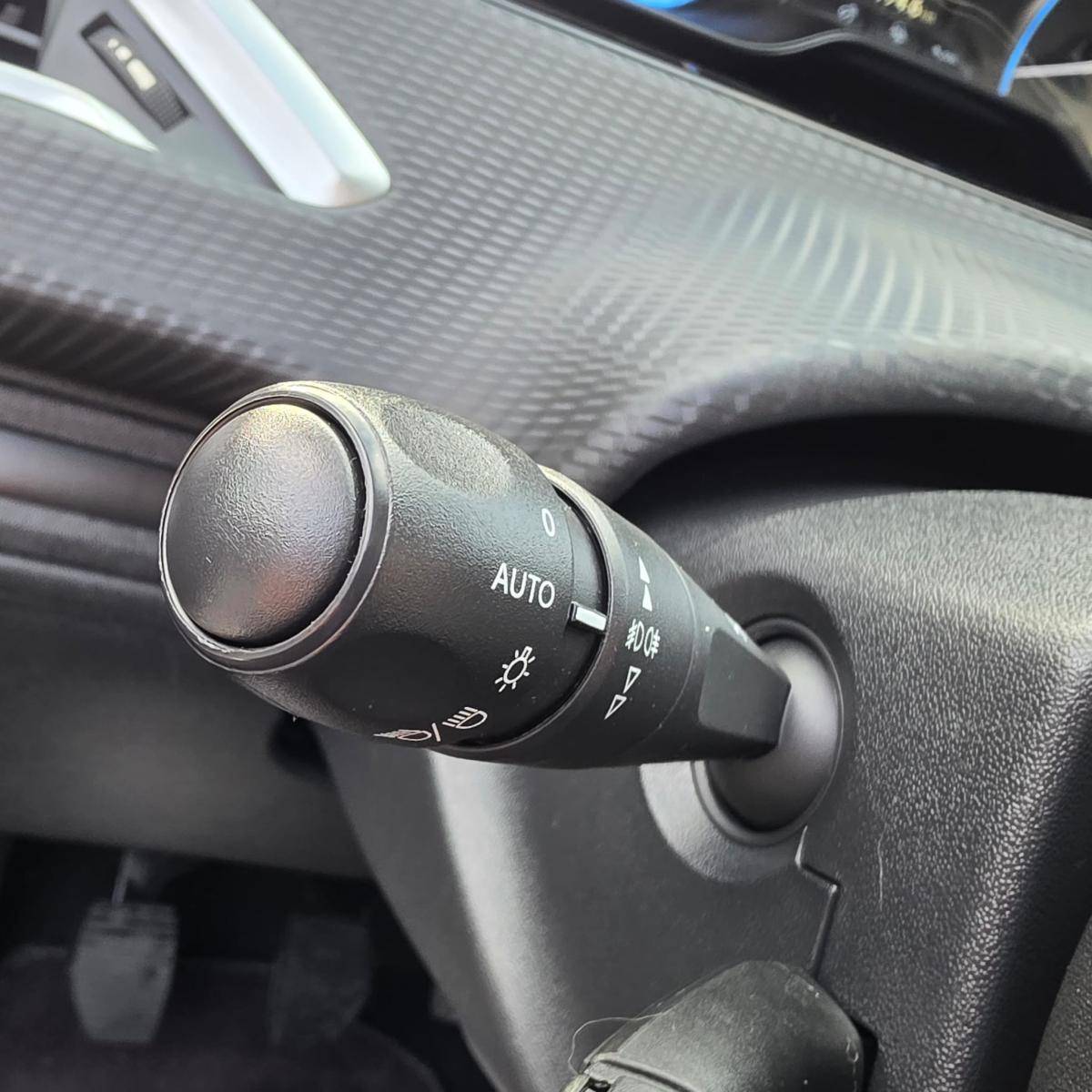 peugeot-2008-2016-gasolina-1199cc